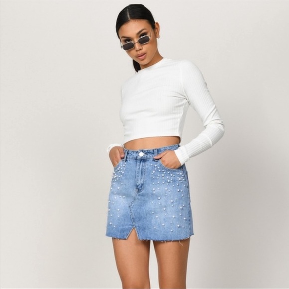 Toni denim with pearls high waisted mini skirt Size L/ 30” - Picture 1 of 17